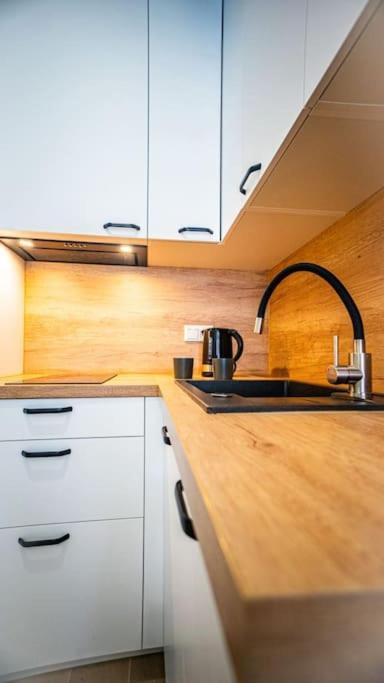 Stylish Apartment In Varsó Kültér fotó